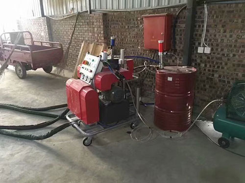 北京聚脲噴涂機(jī)鋼結(jié)構(gòu)防腐蝕施工設(shè)備(圖1) 聚脲噴涂施工案例